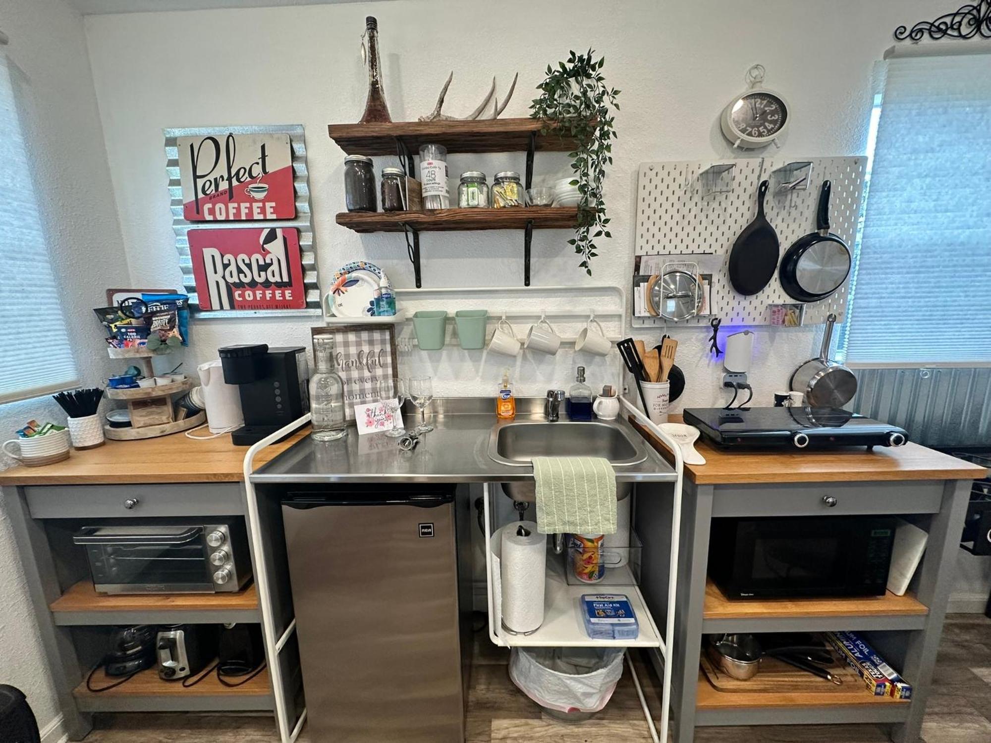 Tiny House - Our Little Piece Of Paradise Lakehills Bagian luar foto