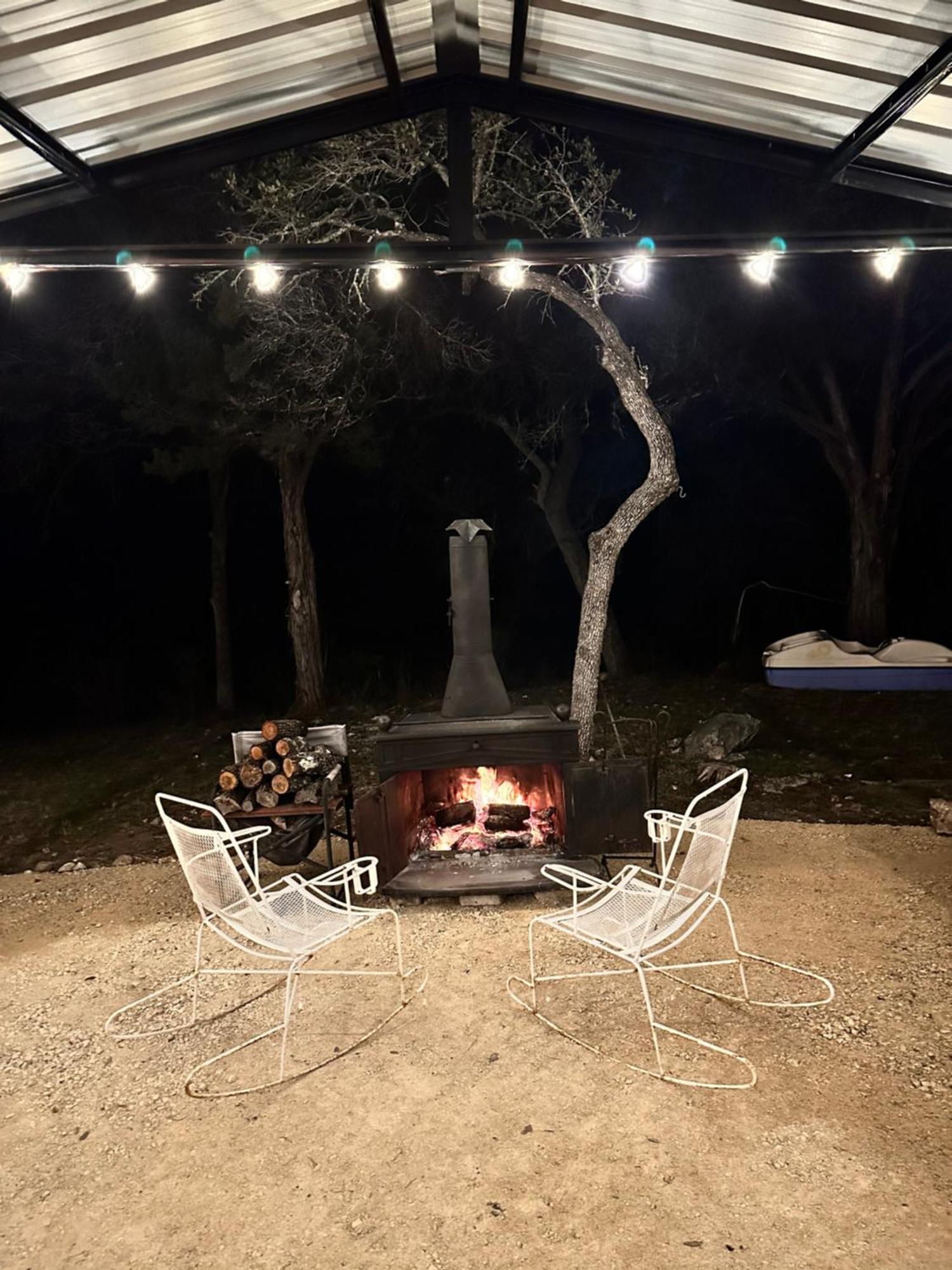 Tiny House - Our Little Piece Of Paradise Lakehills Bagian luar foto