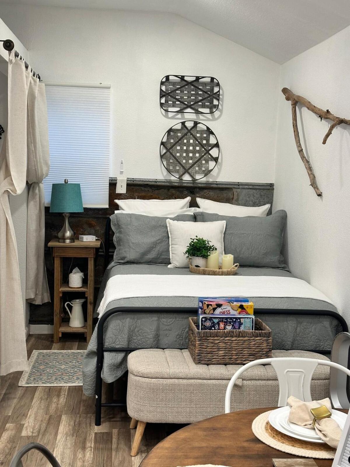 Tiny House - Our Little Piece Of Paradise Lakehills Bagian luar foto