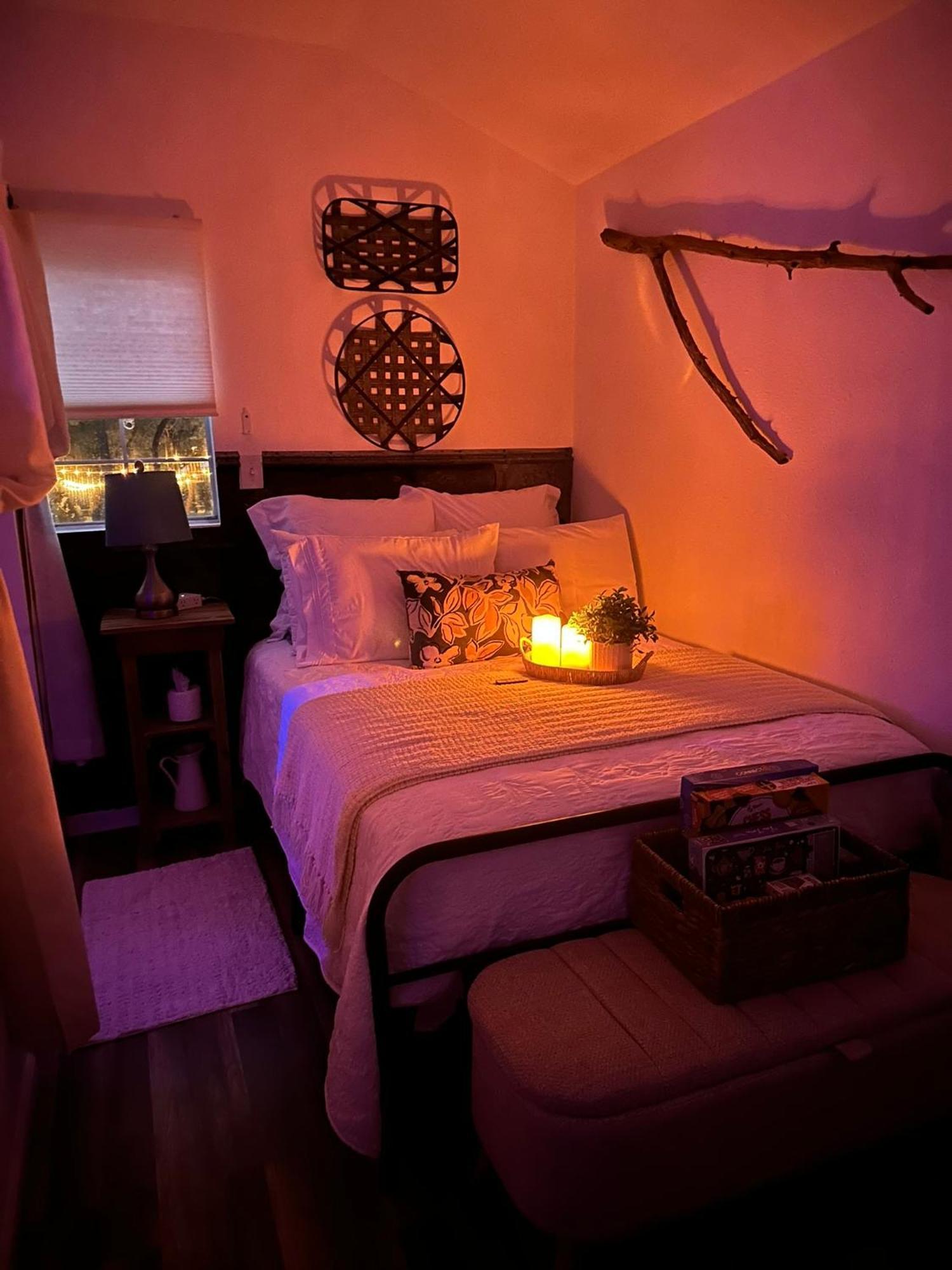 Tiny House - Our Little Piece Of Paradise Lakehills Bagian luar foto